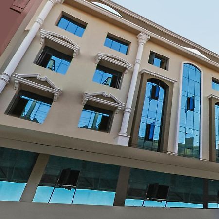 Oyo 23191 Flagship Hotel Raj Madan Ameerpet Hyderabad Ngoại thất bức ảnh
