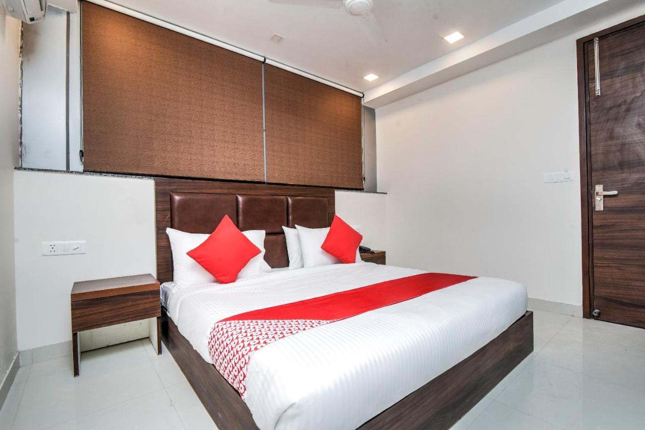 Oyo 23191 Flagship Hotel Raj Madan Ameerpet Hyderabad Ngoại thất bức ảnh