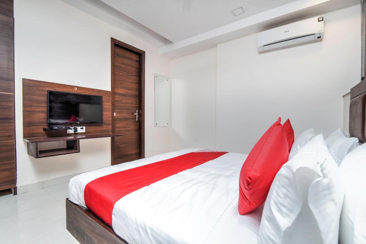 Oyo 23191 Flagship Hotel Raj Madan Ameerpet Hyderabad Ngoại thất bức ảnh