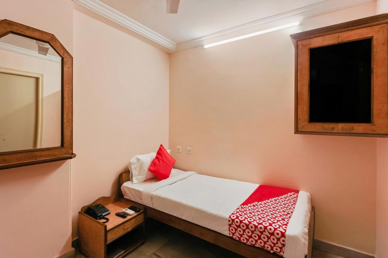 Oyo 23191 Flagship Hotel Raj Madan Ameerpet Hyderabad Ngoại thất bức ảnh