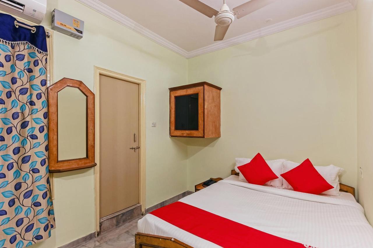 Oyo 23191 Flagship Hotel Raj Madan Ameerpet Hyderabad Ngoại thất bức ảnh
