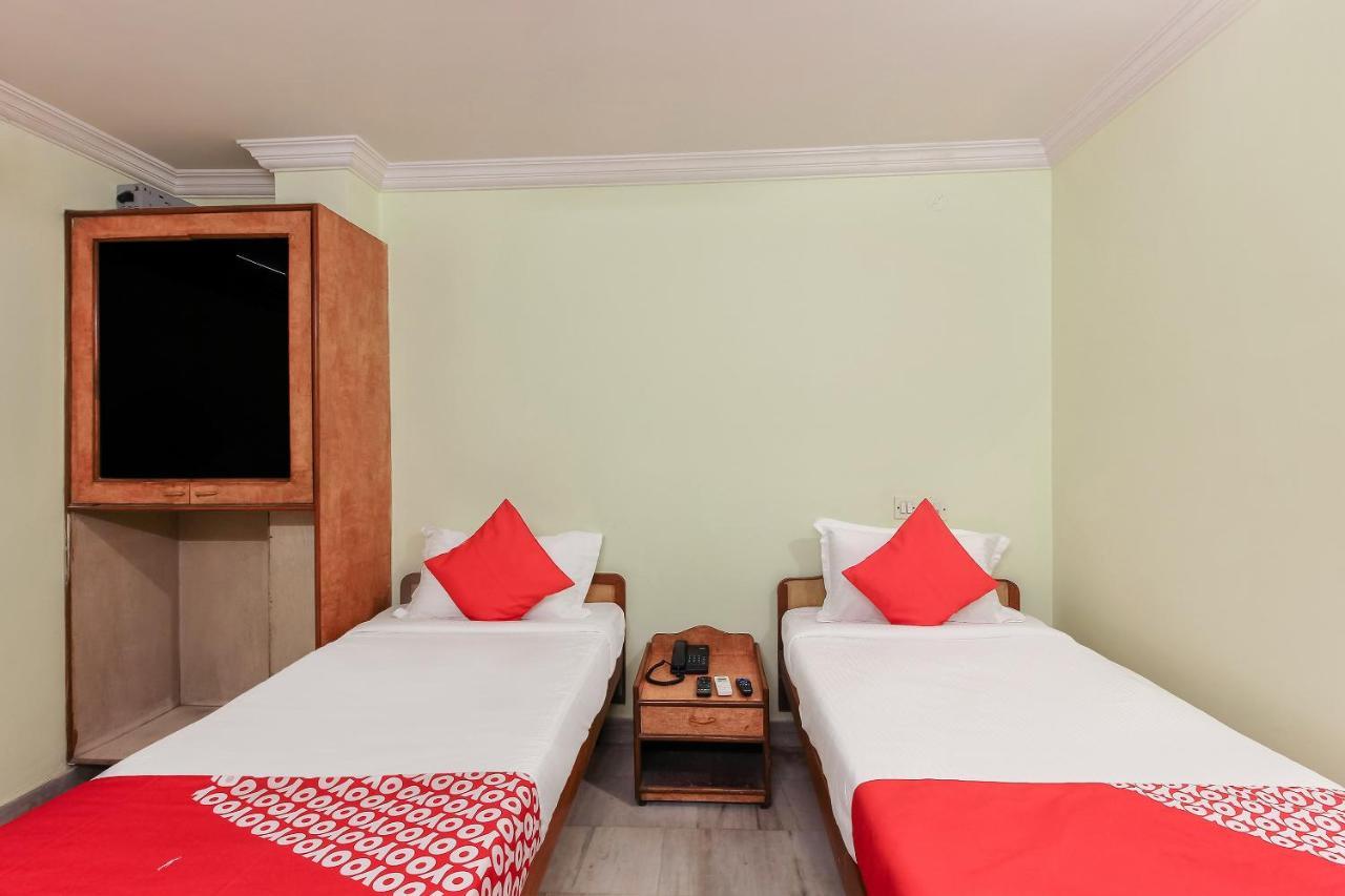 Oyo 23191 Flagship Hotel Raj Madan Ameerpet Hyderabad Ngoại thất bức ảnh