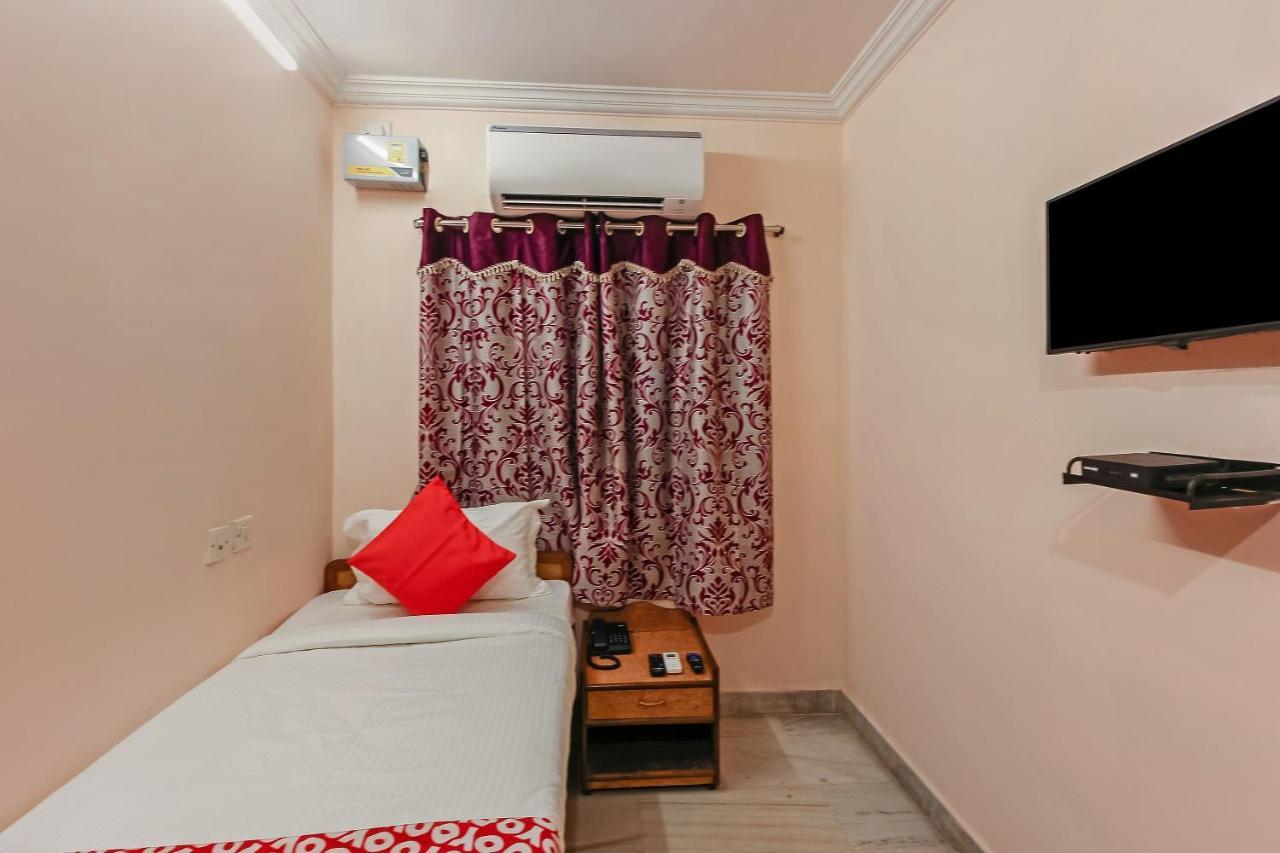 Oyo 23191 Flagship Hotel Raj Madan Ameerpet Hyderabad Ngoại thất bức ảnh